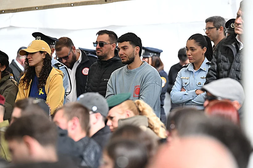 שורד השבי יוסף חיים אוחנה בטקס ההספדים לרן גואילי