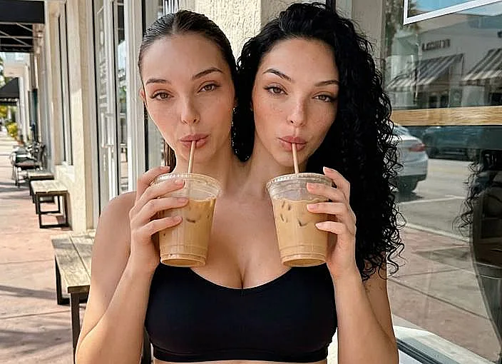 ולריה וקמיליה