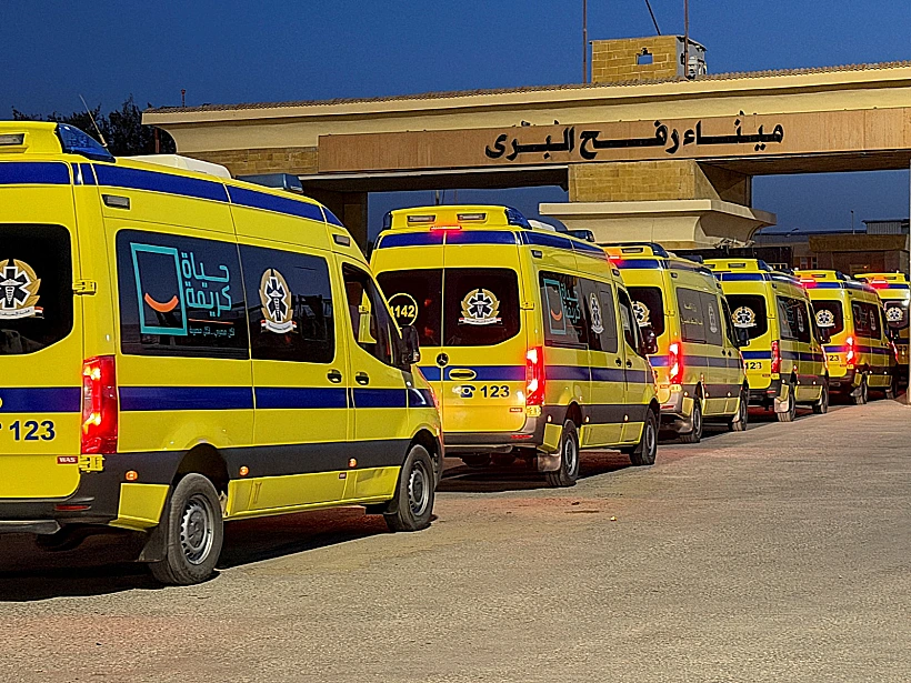 אמבולנסים במעבר רפיח