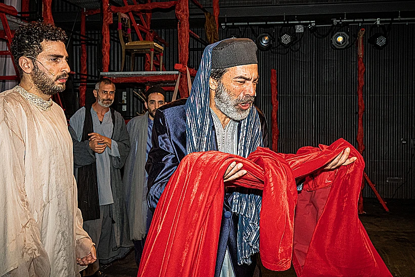 מתוך ההצגה "מלך מרוקאי"