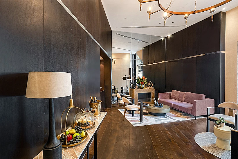 הלובי של מלון פיורי 41