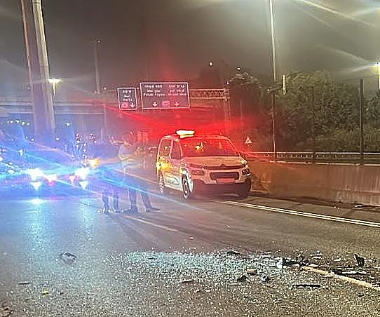 זירת התאונה בכביש 4