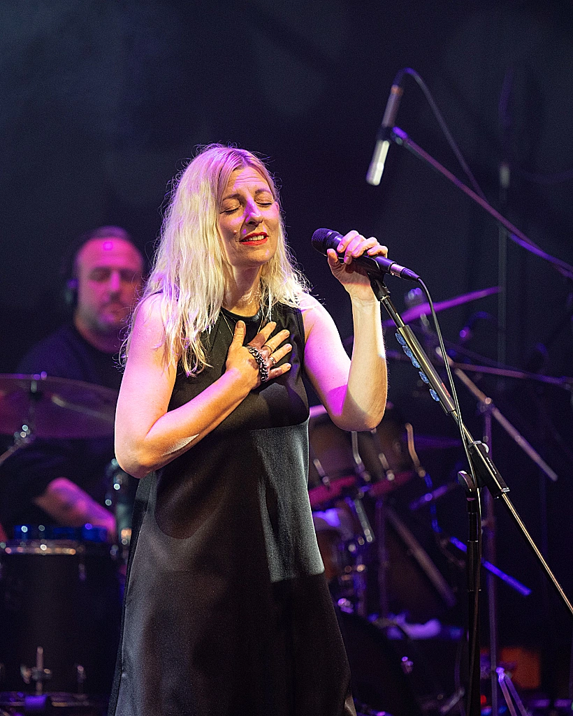 דנה ברגר בפסטיבל המגבר