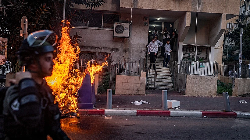 הצתות ומהומות בבני ברק