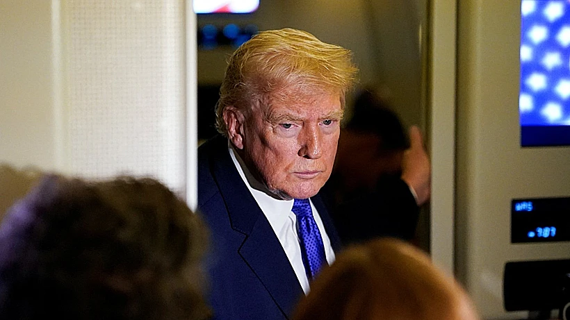 טראמפ באייר פורס 1