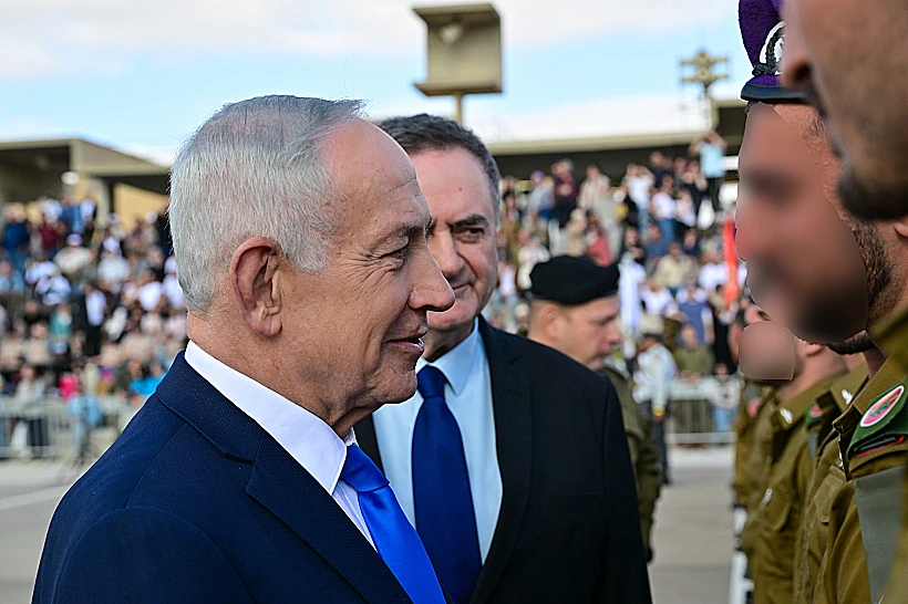 רה"מ נתניהו ושר הביטחון כ"ץ בטקס סיום קורס קצינים בבה"ד 1