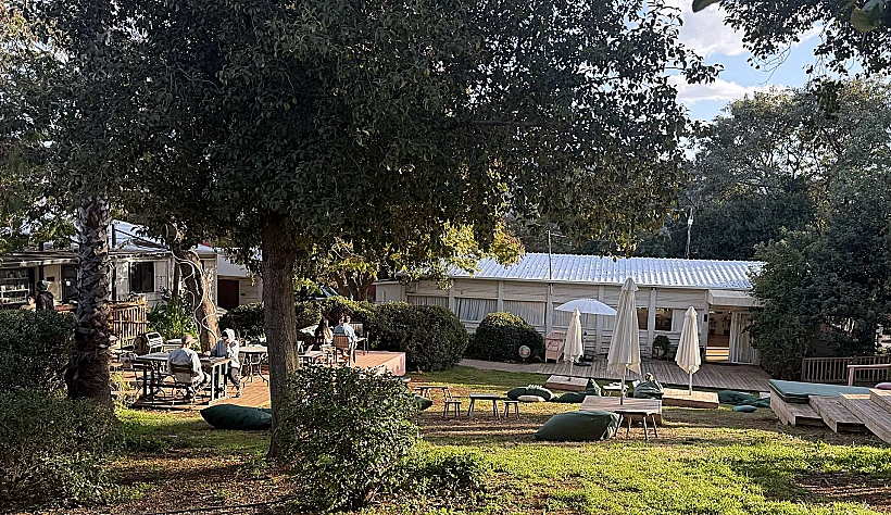 מתחם האירוח סלואונס בקיבוץ מורן