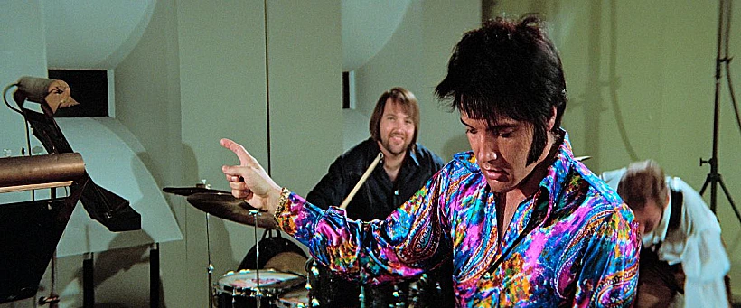 מתוך "EPiC: אלביס פרסלי בהופעה"