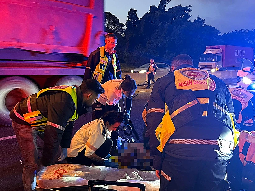 זירת התאונה בכביש 4