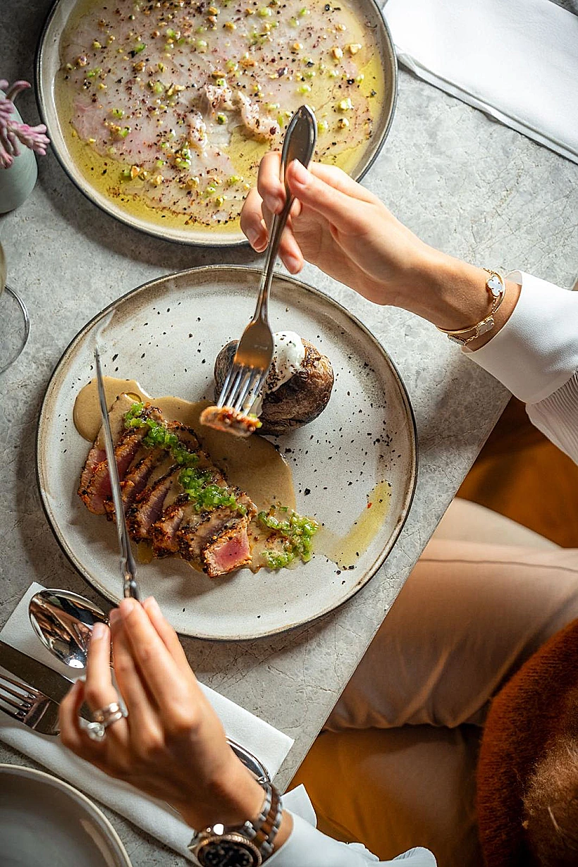 ארוחת צהריים ב"רובע אלף"