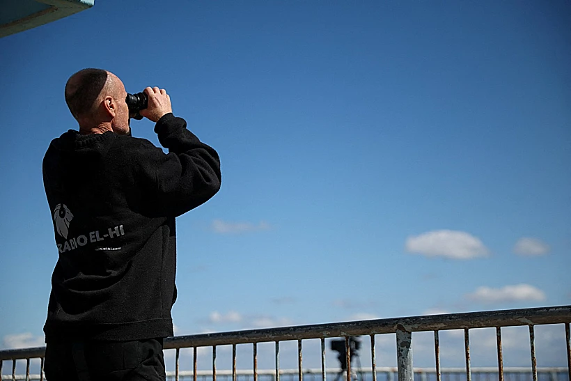 ישראלים מצפים להגעתה של נושאת המטוסים בחיפה