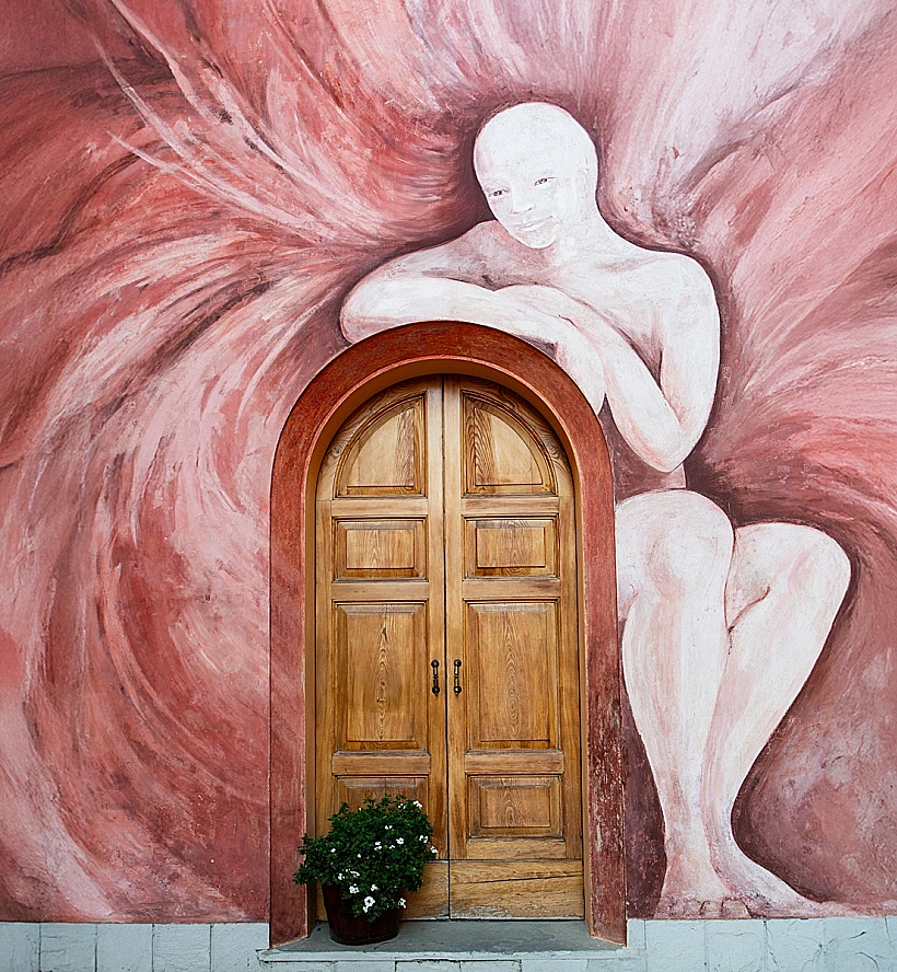 ציור קיר בכפר Dozza, איטליה