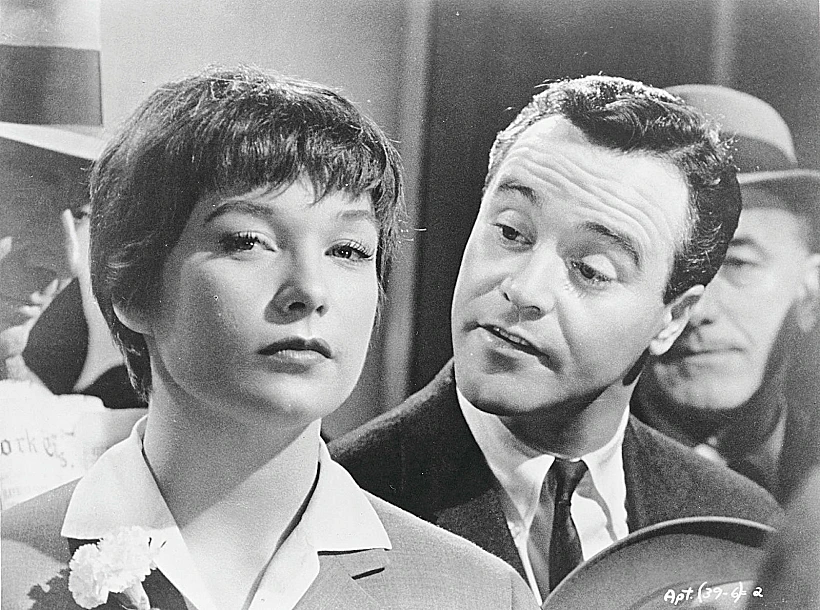 ג'ק למון ושירלי מקליין ב"הדירה", 1960