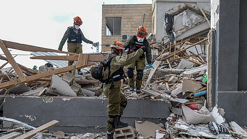 זירת הפגיעה הישירה בבית שמש