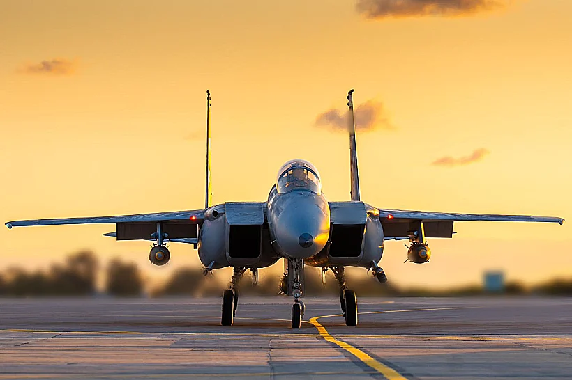 מטוסי חיל האוויר ממריאים לתקיפה באיראן