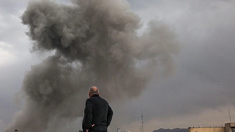 עשן מיתמר בטהרן