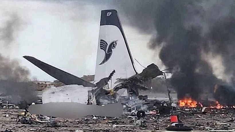 מטוס איראני שהותקף בשדה התעופה בבושהאר