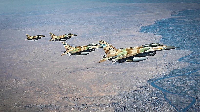 מטוסי קרב של חיל האוויר בדרכם לתקיפה באיראן