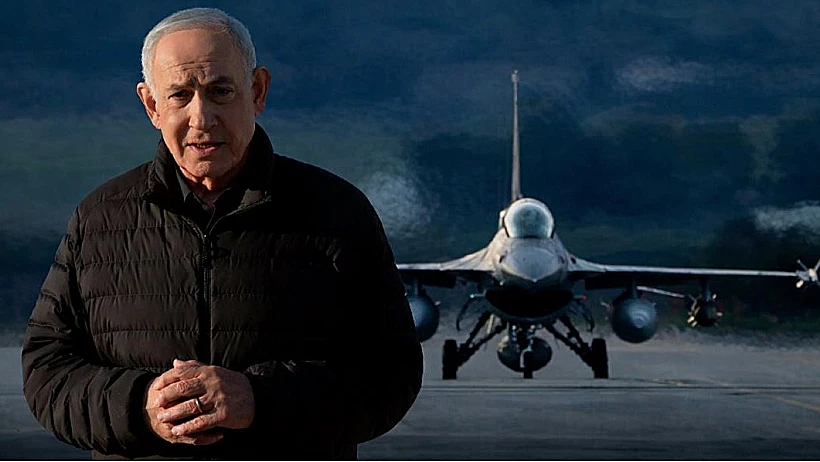 נתניהו ברקע מטוס קרב של חיל האוויר