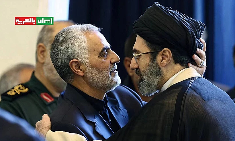 מוג'תבא חמינאי עם קאסם סולימאני