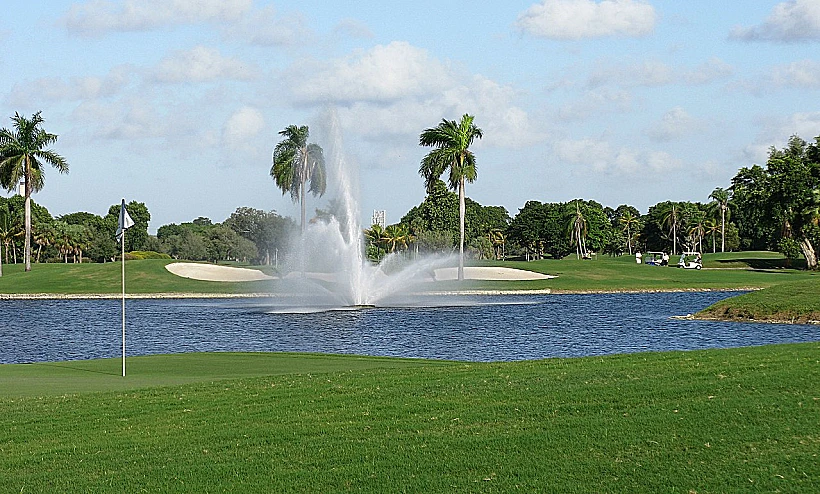 אתר הנופש והגולף Trump National Doral Miami