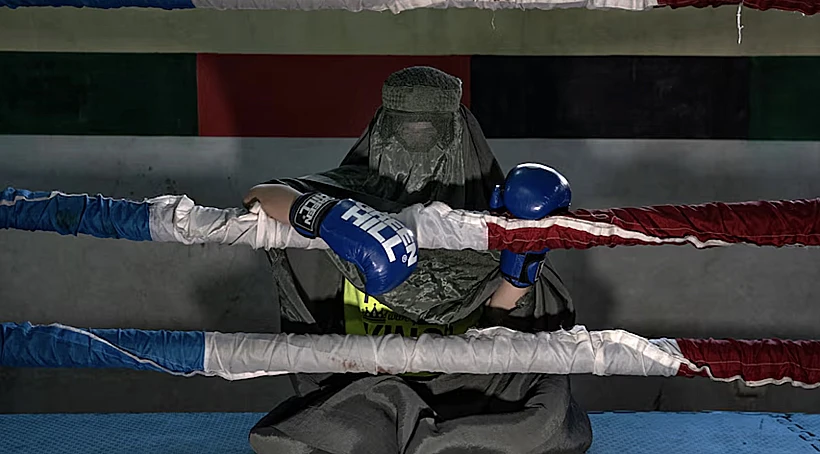 "אולי אסור לנו לשחק בחוץ, אבל אי אפשר לקחת מאיתנו את הספורט"