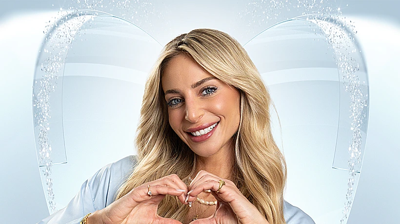 הילי לאה בצלאל - ראשית