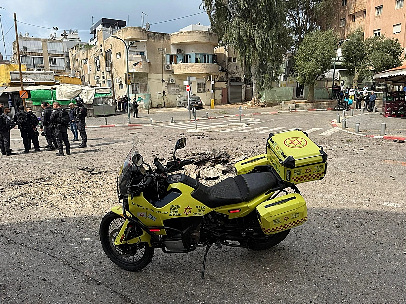 זירת נפילת רסיסים בתל אביב