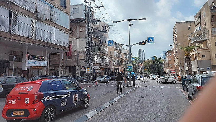 זירת נפילת שברי היירוט בבני ברק