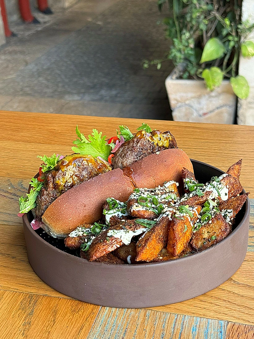 קיצ׳וקאי וסלאס