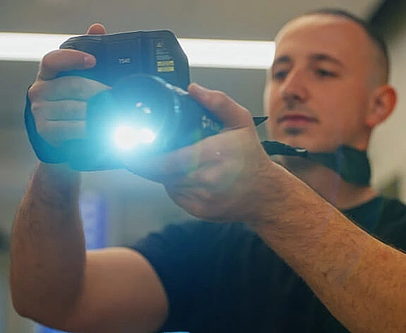 הידרו - איתור נזילות וטיפול בנזקי מים