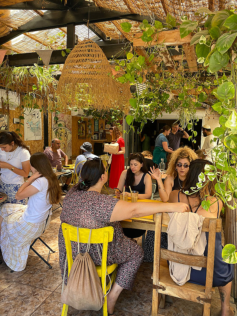 יוגלך, פרדס חנה כרכור