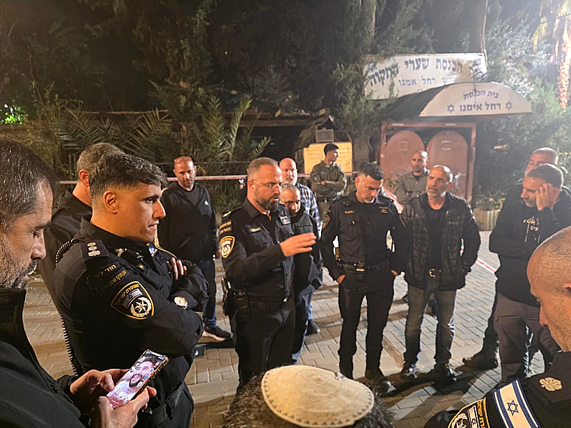 כוחות משטרה בזירת הירי בתל אביב