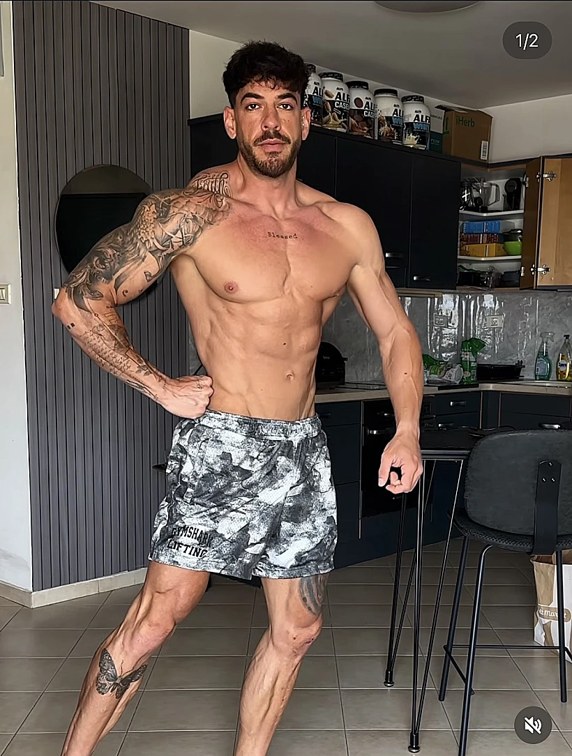 עומר ציפורי