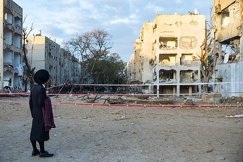 זירת הפגיעה הישירה של הטיל האיראני בערד