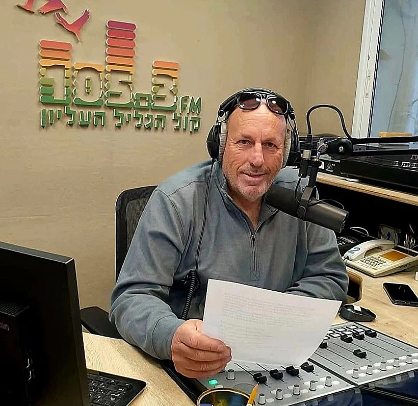 עופר (פושקו) מושקוביץ, שנהרג מפגיעת טיל נ"ט ברכבו במשגב עם