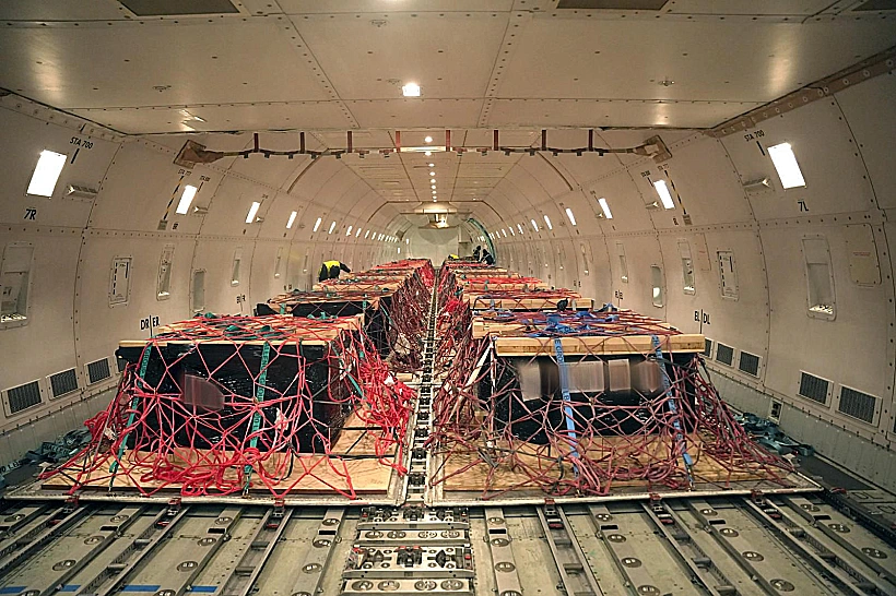 הציוד הצבאי הגיע לארץ