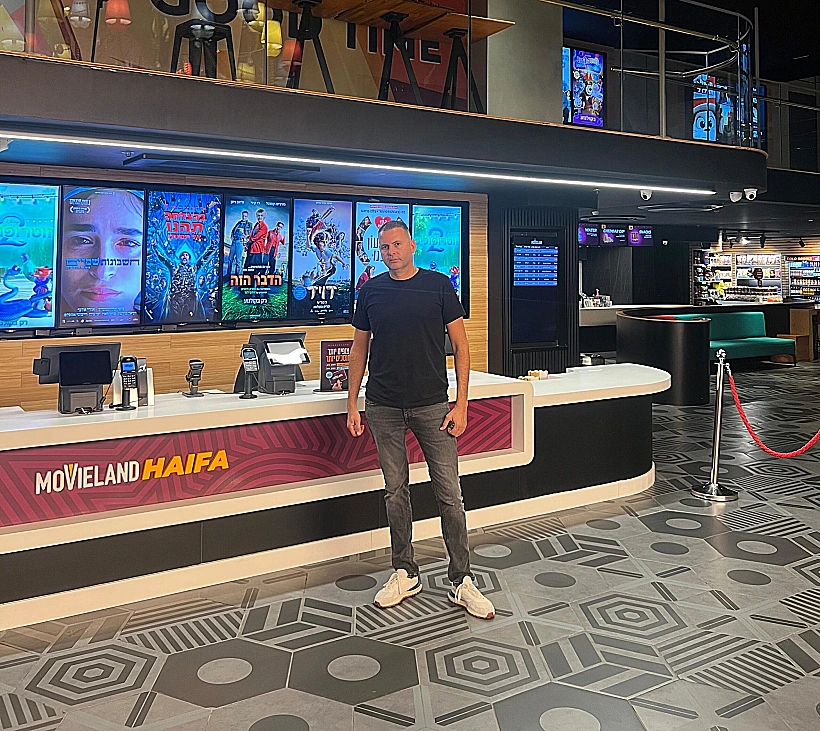יניב הרוש, המנכ"ל והבעלים של רשת "מובילנד"
