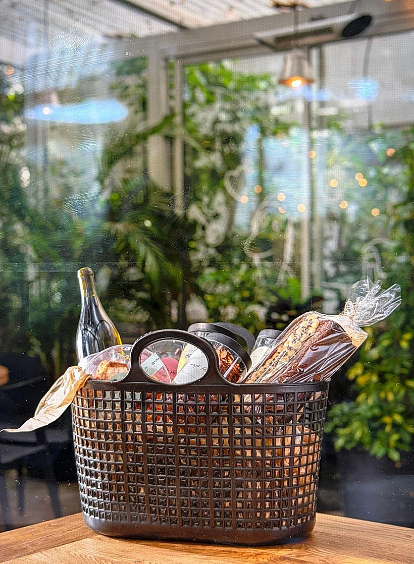 מארז לפסח של "האחים"