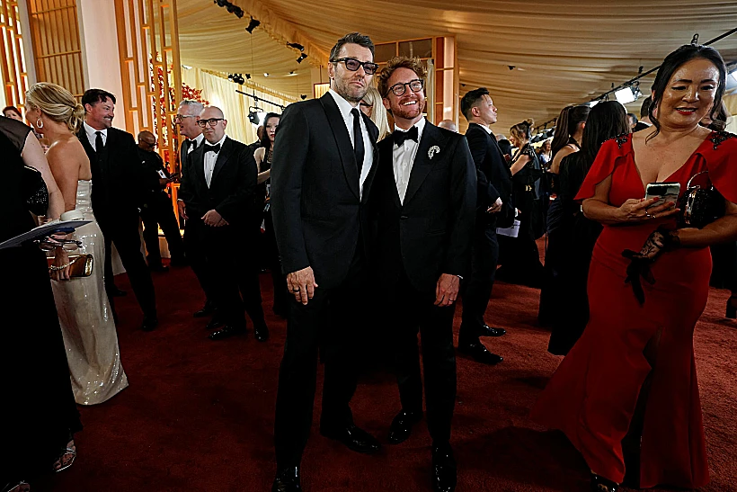 קלינט בנטלי (מימין) וג'ואל אדגרטון בטקס פרסי האוסקר 2026