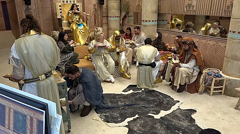 האח הגדול: ארוחת צהריים