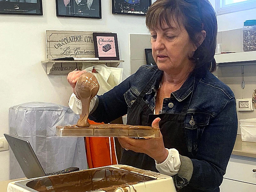 הכנת שוקולד שרינה שוקולד