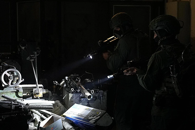 השמדת מחרטות לייצור אמל"ח בשכם