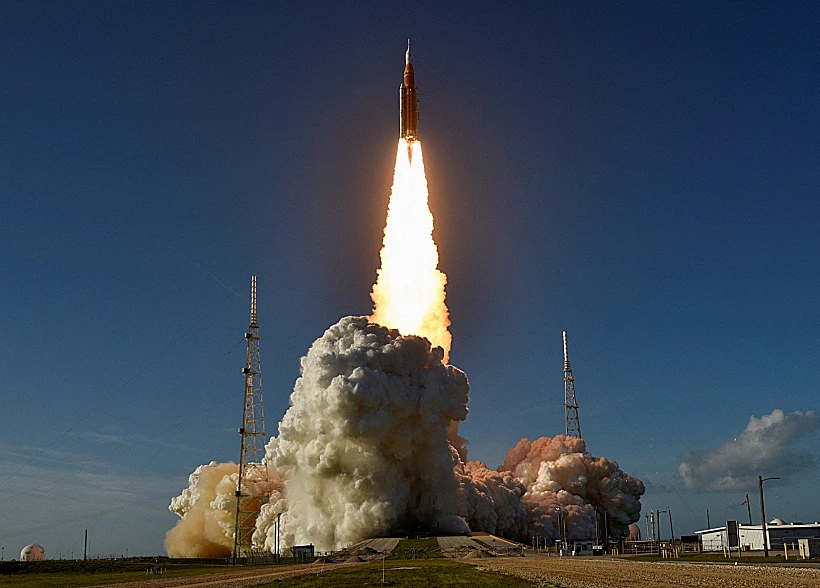 שיגור החללית לירח מבסיס החלל בקייפ קנוורל שבפלורידה