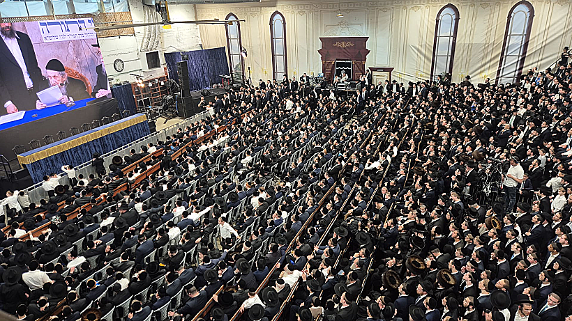 אירוע חג המוני בבני ברק