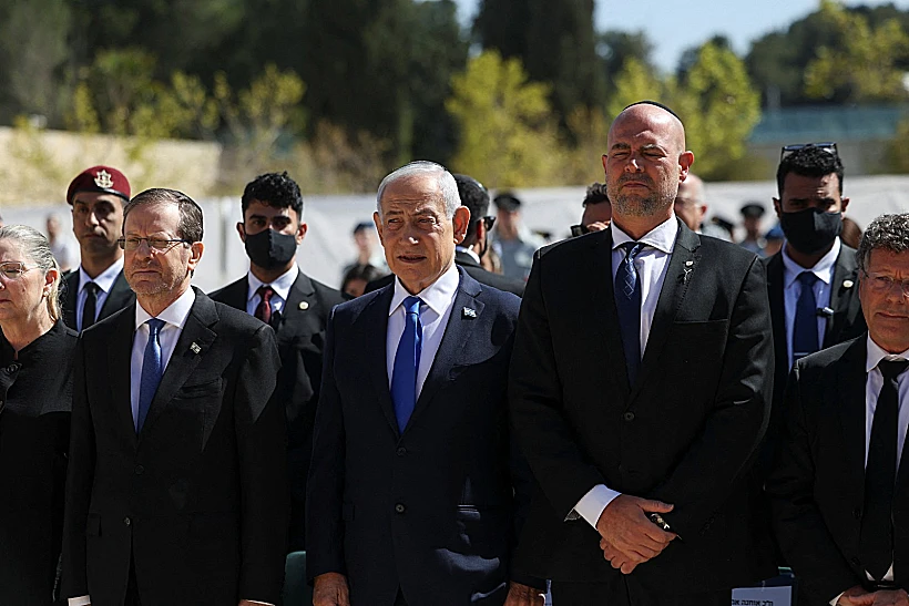 הנשיא הרצוג, רה"מ נתניהו, נשיא העליון עמית ויו"ר הכנסת אוחנה בטקס ביד ושם