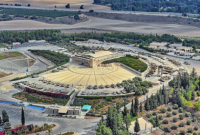 מבט כללי על אתר "יד לשריון