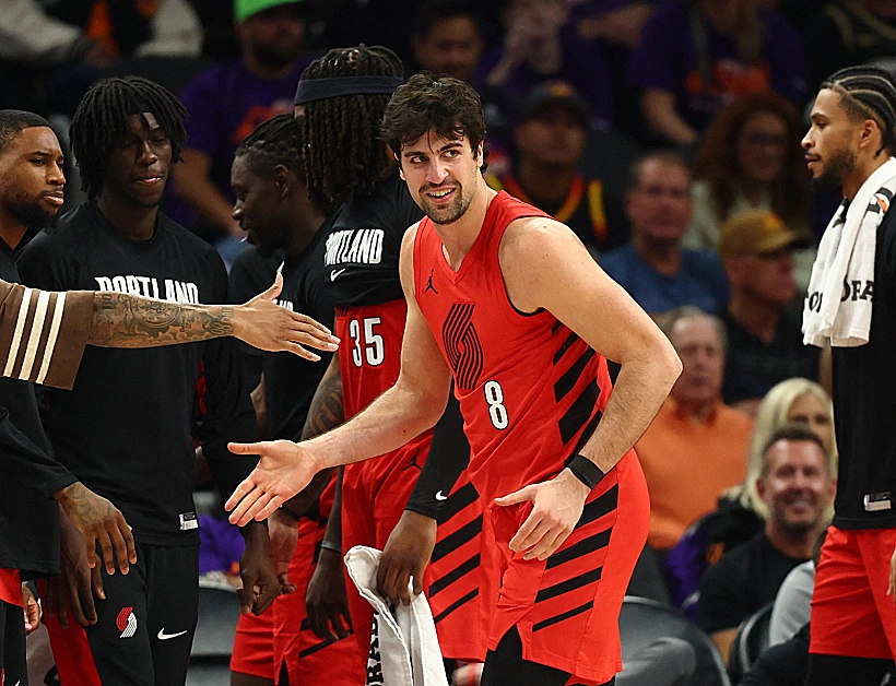 דני אבדיה מככב במדי פורטלנד נגד פיניקס