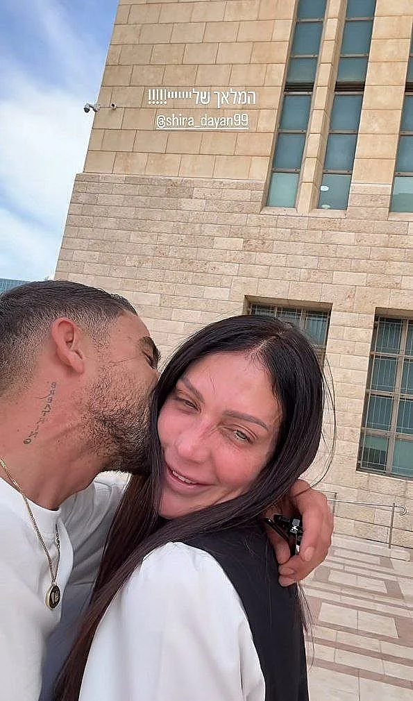 מתוך הסטורי של שניר בורגיל