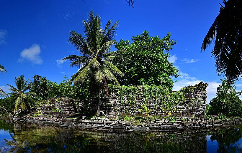 Nan Madol Uhooep 1 Wikimedia